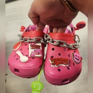 Frankenberry Crocs size 4 Limited edition